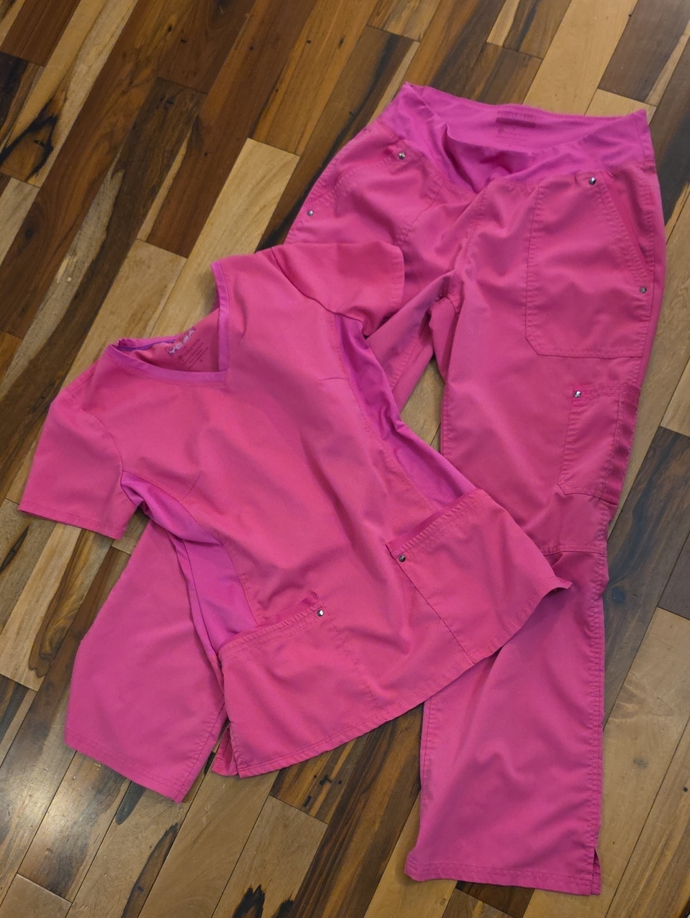 Women’s SMALL Hot Pink Scrub Pants & Top Set - Comfortable Medical Uniform